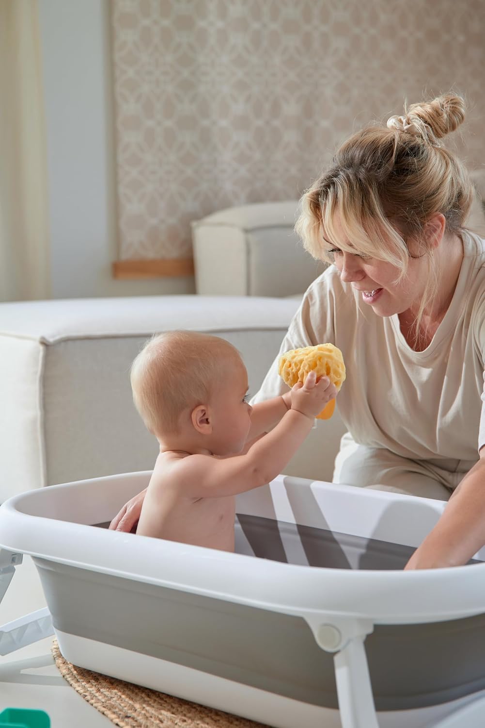 rotho-babydesign-baby-bath-2-go-vaschetta-bagnetto-pieghevole-grigio-bianco-82x4 image 5