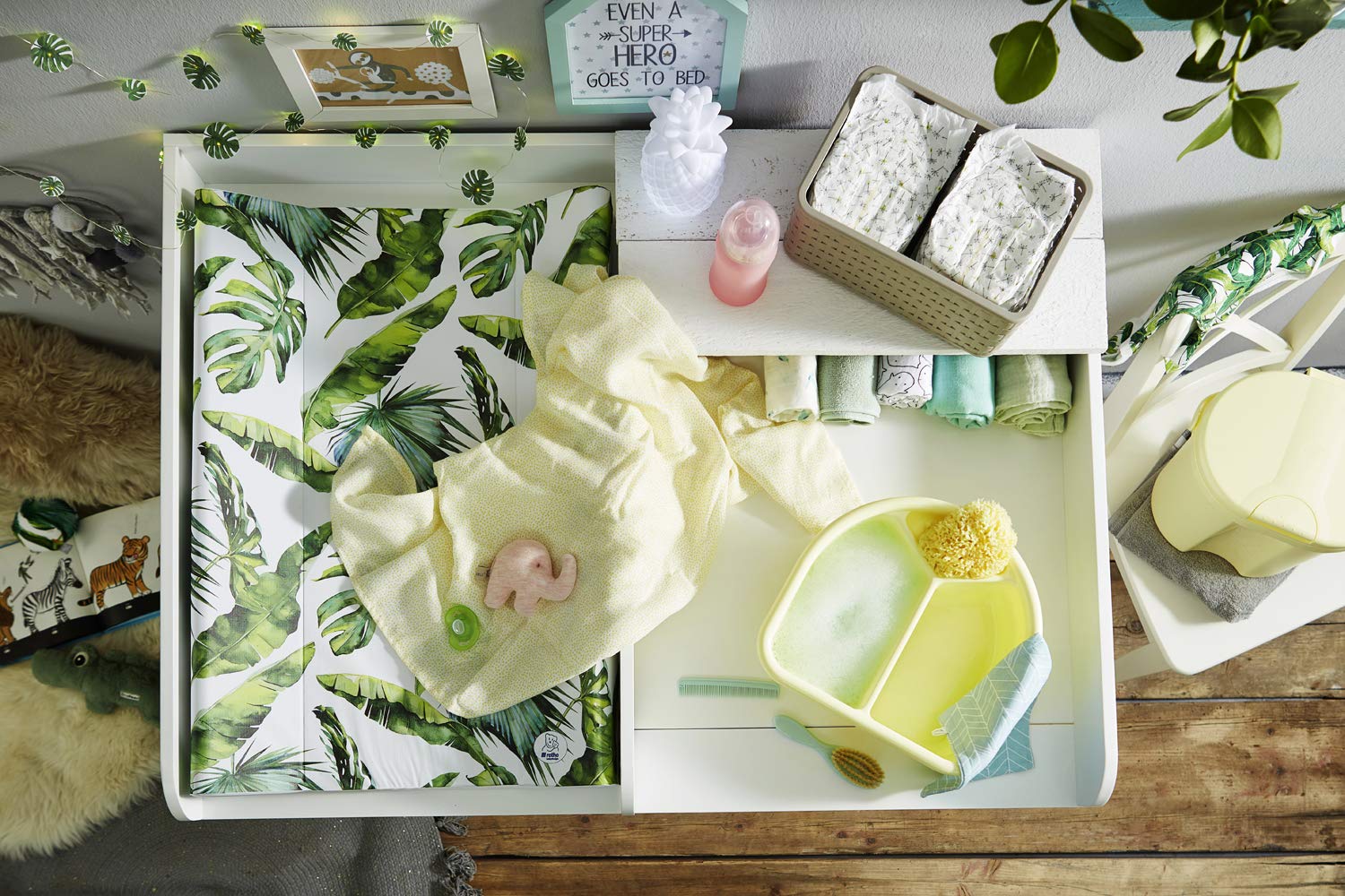 rotho-babydesign-fasciatoio-wedge-50x70-verde-foglia-tropicale image 6