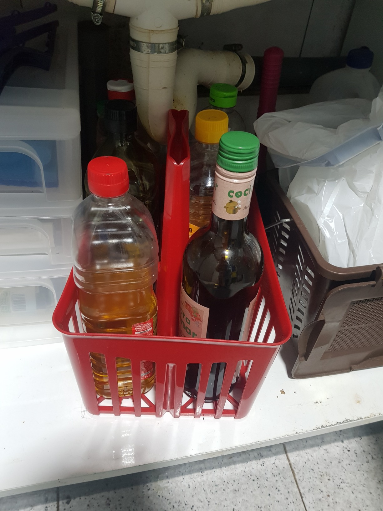 Utile ma plastica rigida