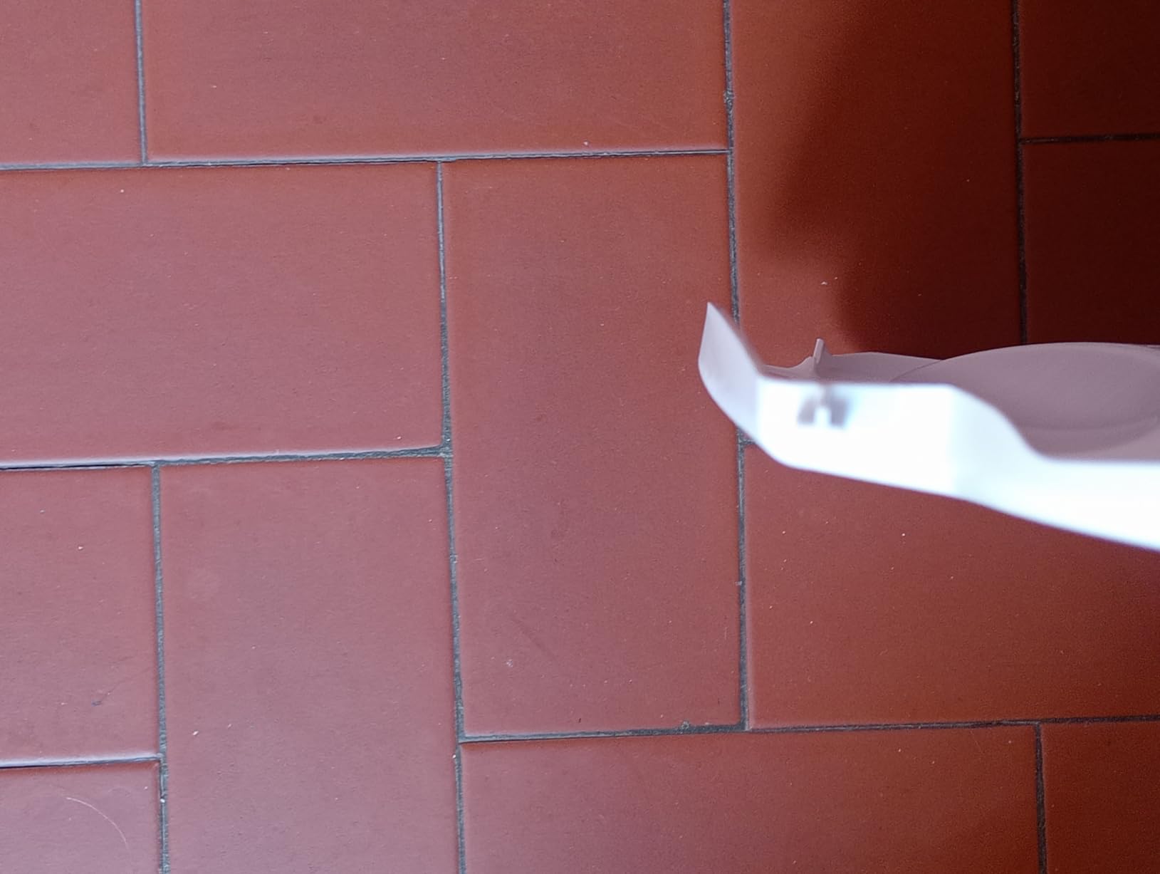 Senza coperchio a pedale